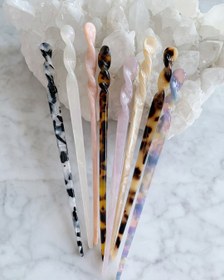 تصویر کانزاشی پیچ رنگی 