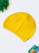 تصویر کلاه استخر ضد آب و ضد کلر سیلیکونی مناسب برای مو های بلند زنانه اسپیدو ( Speedo ) پفکی زرد رنگ 