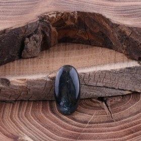 تصویر نگین بیضی کیانیت 