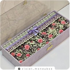 تصویر باکس 100 دلاری VIP با گل طبیعی – کد 09 