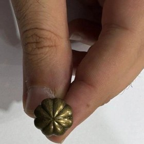 تصویر پونز فلزی 18 میل طرح گل زردقلم بسته 500 عددی وارداتی 