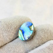 تصویر نگین صدف رنگين كمانى آبالون طبيعى سایز 16*10 ميلی‌متر 