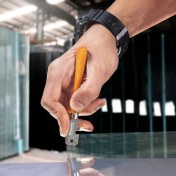 تصویر الماس شیشه بر رونیکس 