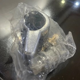 تصویر لوازم وسط دوش 