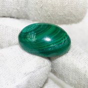 تصویر نگین مالاكيت سبز اصل كنگو تراش اوال سایز 14*22 