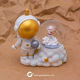 تصویر گوی موزیکال فضانورد 