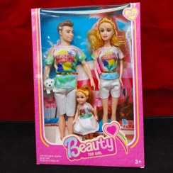 تصویر عروسک باربی خانواده سه نفره به همراه سگ 