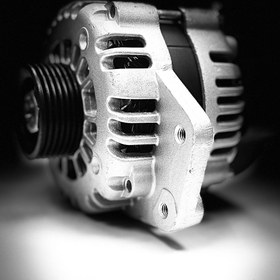 تصویر دینام لیفان ۵۲۰ 