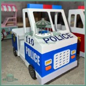 تصویر ماشین پلیس چوبی 