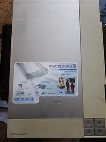 تصویر اسکنر Epson v10 
