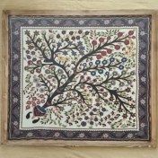 تصویر تابلو پته‌دوزی کوچک درخت‌زندگی سفید با قاب چوبی 