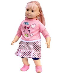 تصویر عروسک سالی مدل سویشرت کلاه دار و دامن 