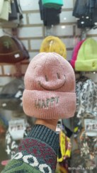 تصویر کلاه بچه‌گانه بافت زمستانه داخل خز طرح لبخند winter hat