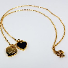 تصویر گردن آویز قلب طلایی طرح تیفانی مشکی 