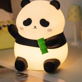 تصویر چراغ لمسی پاندا نشسته بامبو Panda night lamp