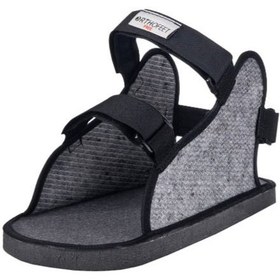 تصویر کفش زیر گچ 