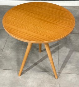 تصویر میز گرد سه پایه(هرنومبل) herno table