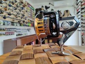 تصویر چرخ هانگ ژیانگ مدل FB 10000P spinning reel hong xiang FB10000P