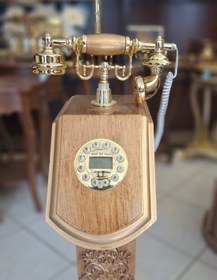 تصویر تلفن ایستاده _ تلفن کنارسالنی مربع آوا فون طلایی _ تلفن سلطنتی کلاسیک 