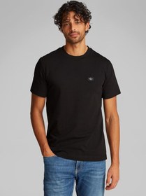 تصویر تی‌شرت گردن‌گرد ضروری برند calvin klein jeans Essential Crew Neck T-Shirt