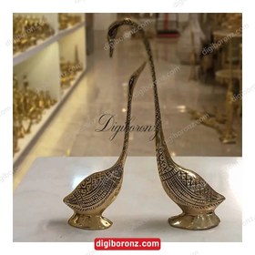 تصویر مجسمه برنجی برنزی قو عاشق 30 سانت Bronze statue of a swan in love 30 cm