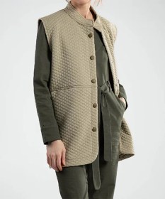 تصویر وست دکمه دار مدل نینا 