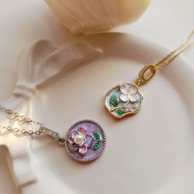 تصویر آویز میناکاری 