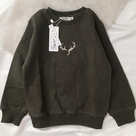 تصویر پلیور طرح گوزن 