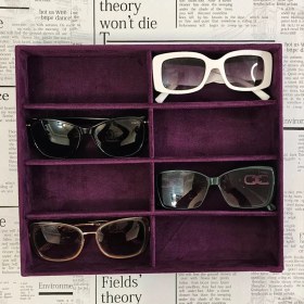 تصویر استند عینک مدل سینی 