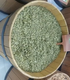 تصویر مغز تخمه کدوی خام 