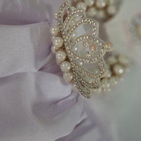 تصویر گیره مو مرواریدی تاج دار 