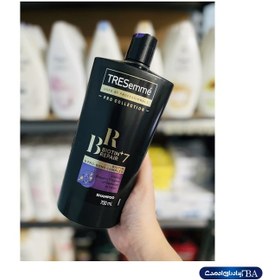 تصویر شامپو ترمیم کننده مدل 7 Repair &amp; Protect حاوی بیوتین حجم 700 میل ترزمه ا Tresemme Repair & Protect Repairing Shampoo 700ml Tresemme Repair & Protect Repairing Shampoo 700ml