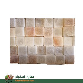 تصویر سنگ نمک مکعبی(کوبیک سنگ) 