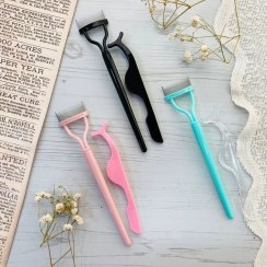 تصویر اپلیکاتور و جدا کننده مژه 