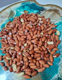 تصویر بادام زمینی آستانه 