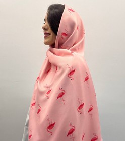 تصویر شال فلامینگو صورتی 