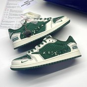 تصویر کفش بسکتبال نایکی ایر جردن ۱ تراویس اسکات سبز و کرم 