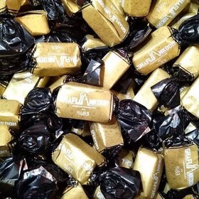 تصویر شکلات تلخ قافلانکوه 83 درصد 