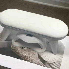 تصویر زیر دستی مانیکور سفید درجه یک 