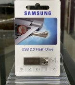 تصویر فلش مموری ۶۴ گیگابایت سامسونگ USB 2.0 – انتقال داده‌ها با سرعت مناسب و ظرفیت بالا Samsung 64GB USB Flash Drive 2.0 – Adequate Speed and High Capacity for Data Transfer