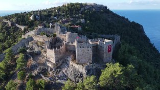 تصویر دانلود فوتیج هوایی قلعه آلانیا ترکیه Alanya Castle Aerial 