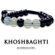 تصویر دستبند سنگی زنانه مون استون و عقیق سیاه | جذب عشق و محافظت انرژی منفی Women's Moonstone & Black Agate Bracelet – Love, Balance & Energy Protection