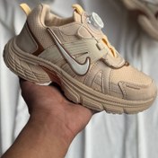 تصویر کتونی نایک v2k بچگانه 