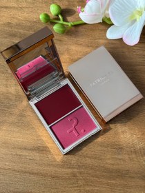 تصویر رژگونه Patrick ta رنگ she’s wanted 