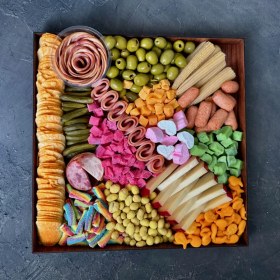 تصویر سینی مزه 