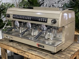 تصویر دستگاه اسپرسو ساز صنعتی وگا اسفرا 3 گروپ Wega Sphera 3 Group Espresso Machine