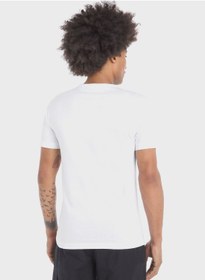 تصویر تی‌شرت یقه گرد لوگو برند calvin klein jeans Logo Crew Neck T-Shirt