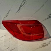 تصویر طلق چراغ خطر عقب کیا اسپورتیج مدل 2011 تا 2013 قطعه روی گلگیر 