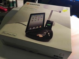 تصویر شارژ دوگانه Griffin POWER DOCK 