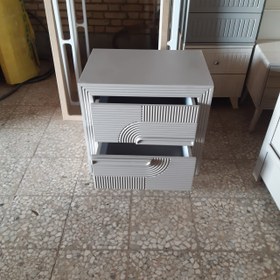 تصویر پاتختی ۲کشو میله ای 